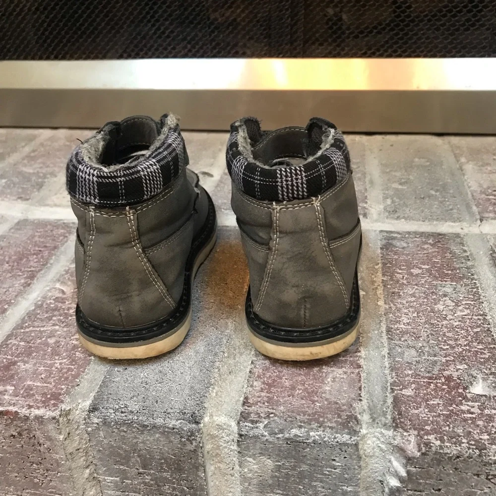 Cat and Jack fall/winter shoes